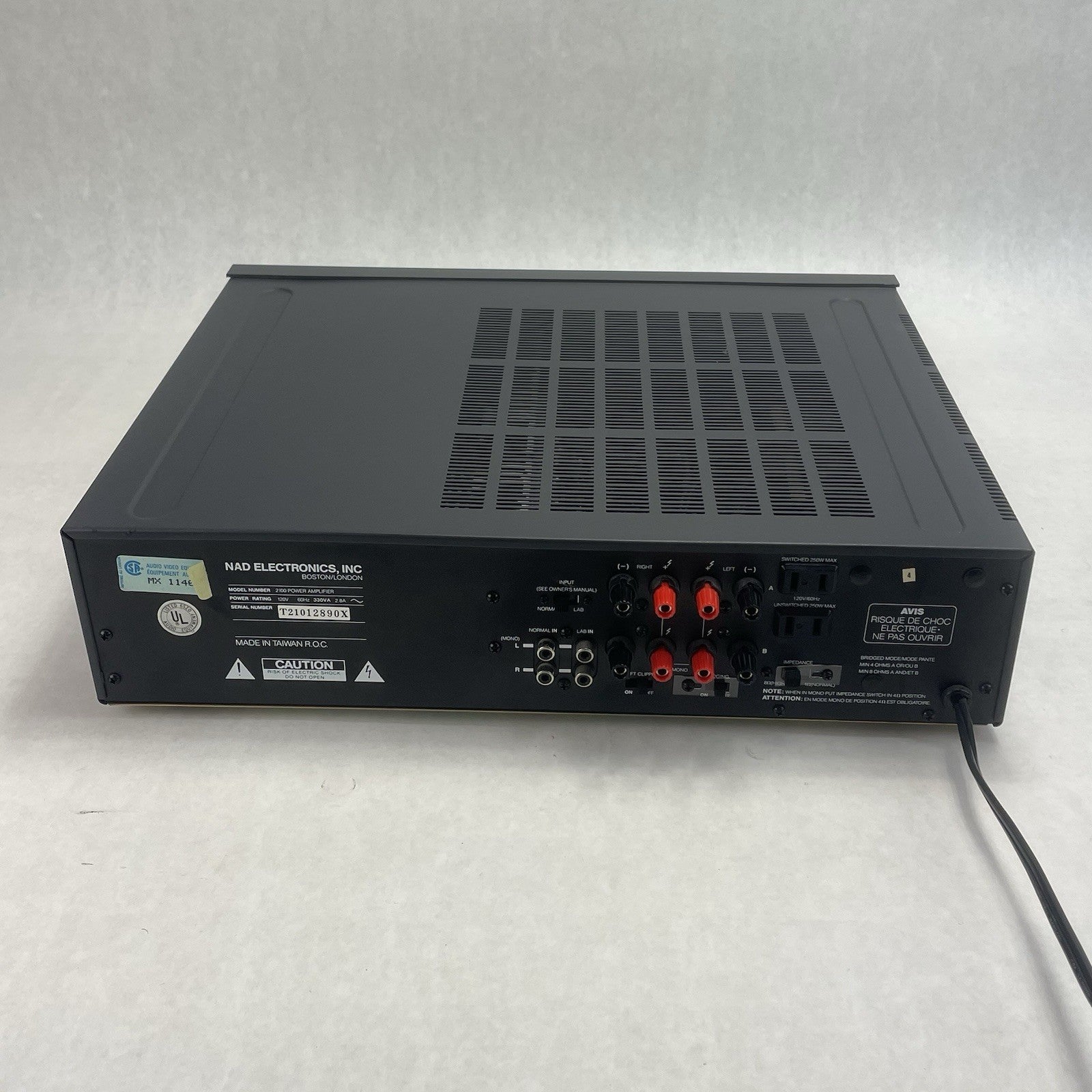 NAD 2100 Stereo Power Amplifier8