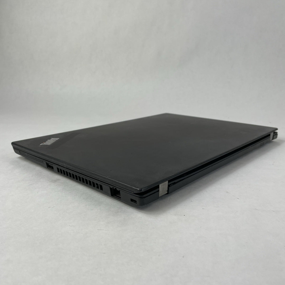 Lenovo ThinkPad T490 14" i5-8365U 1.60 GHz 8 GB RAM No SSD/OS/AC11