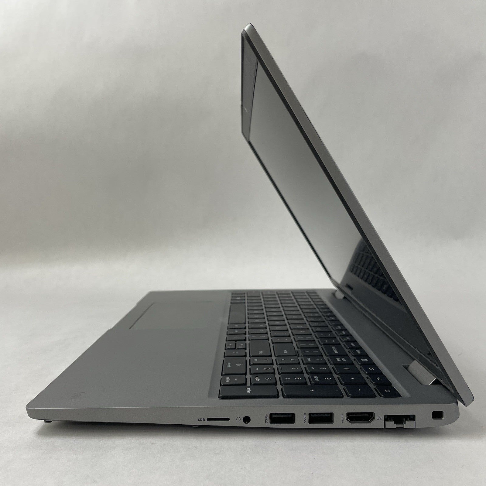 Dell Latitude 5520 15.6" i5-1145G7 2.60 GHz 8 GB RAM No SSD/OS/AC/Battery - READ7
