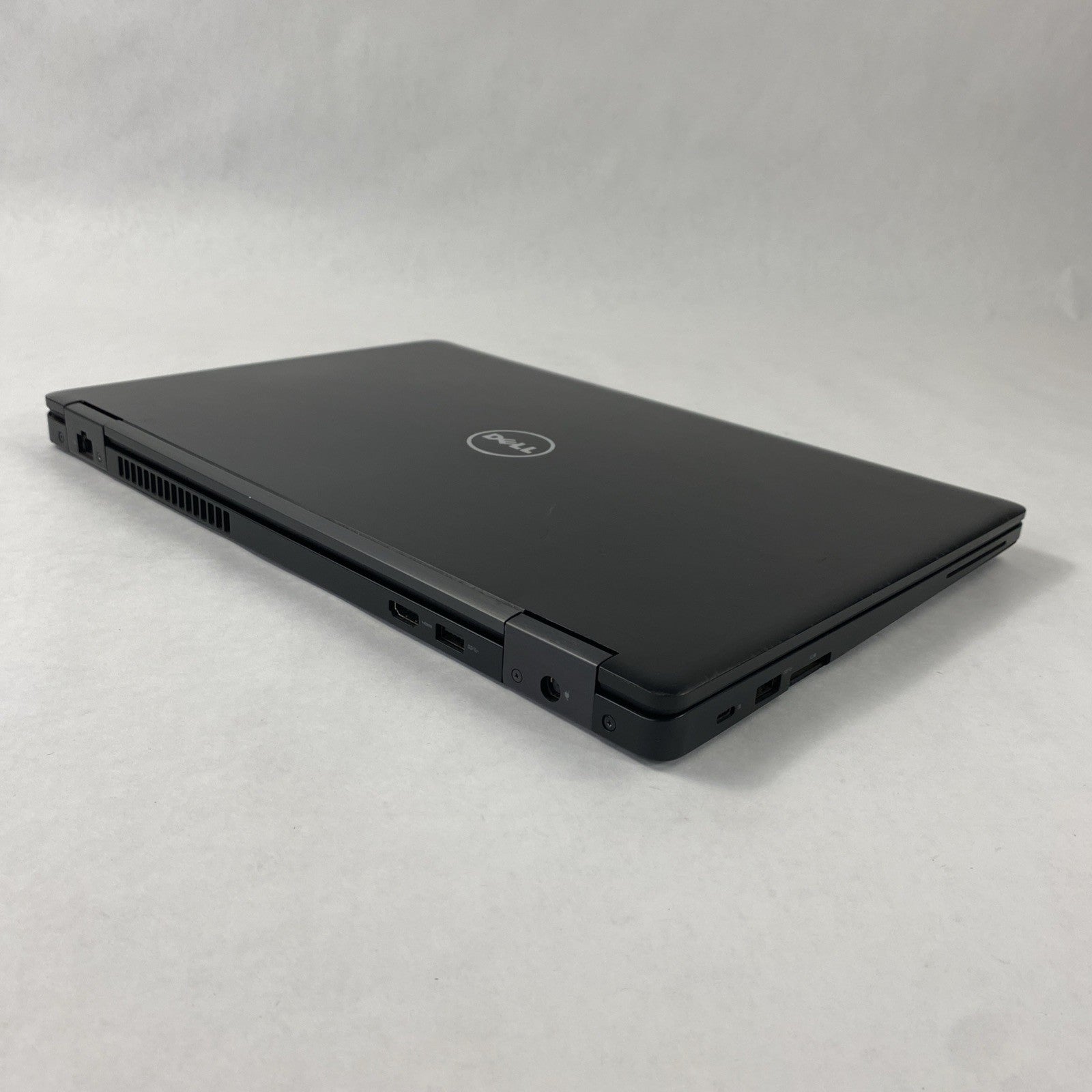 Dell Latitude 5580 Core i5-7300U 2.60 GHz 8 GB RAM 15.6" No Battery No HDD No OS