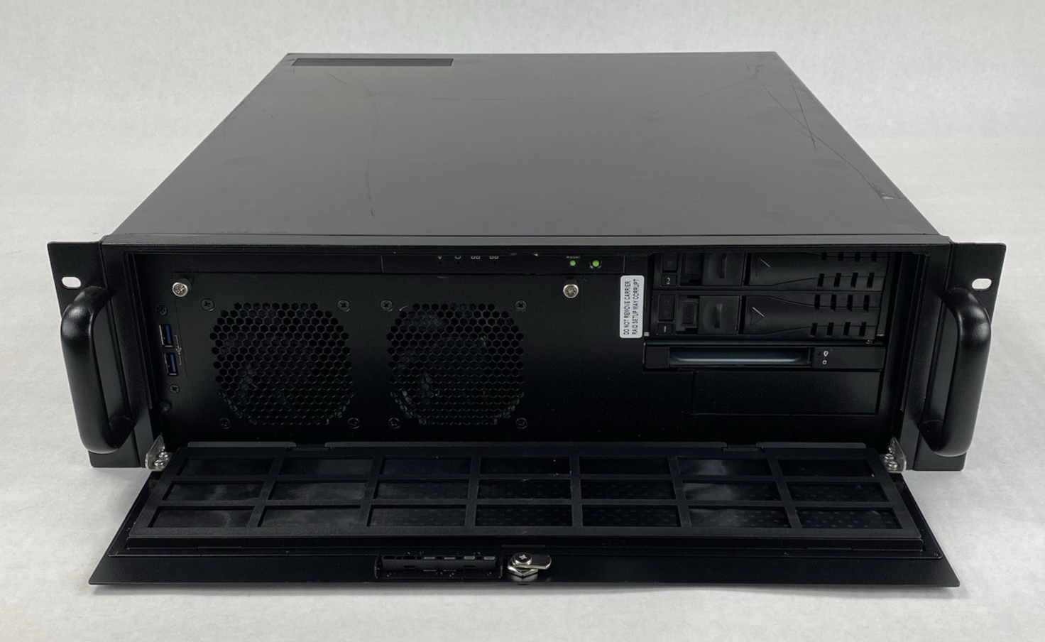 Advantech HPC-7320MB-00XE 3U Compact Rackmount Chassis