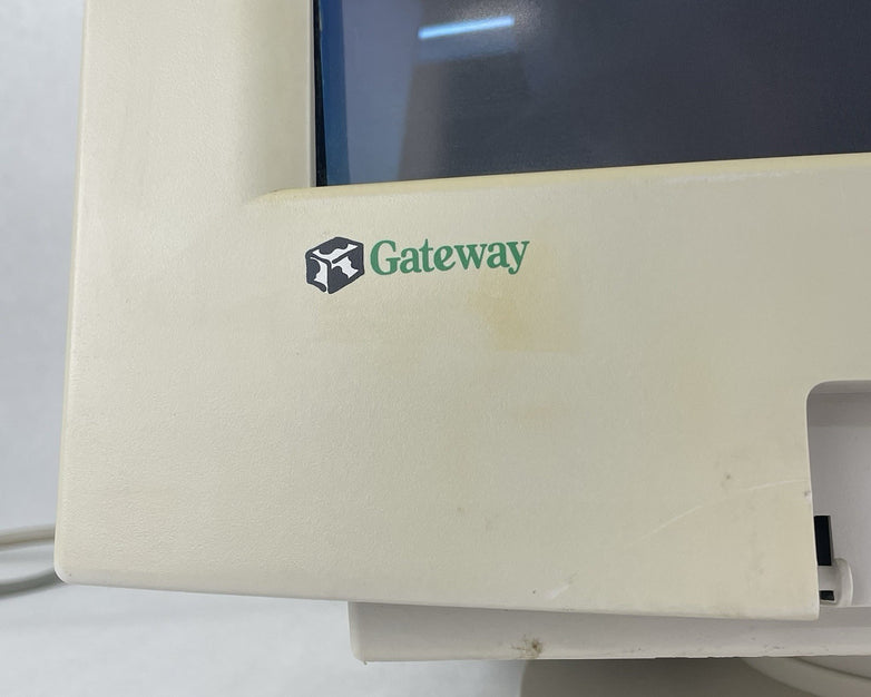 Gateway EV700 E7006 800x600 VGA CRT Color Computer Monitor