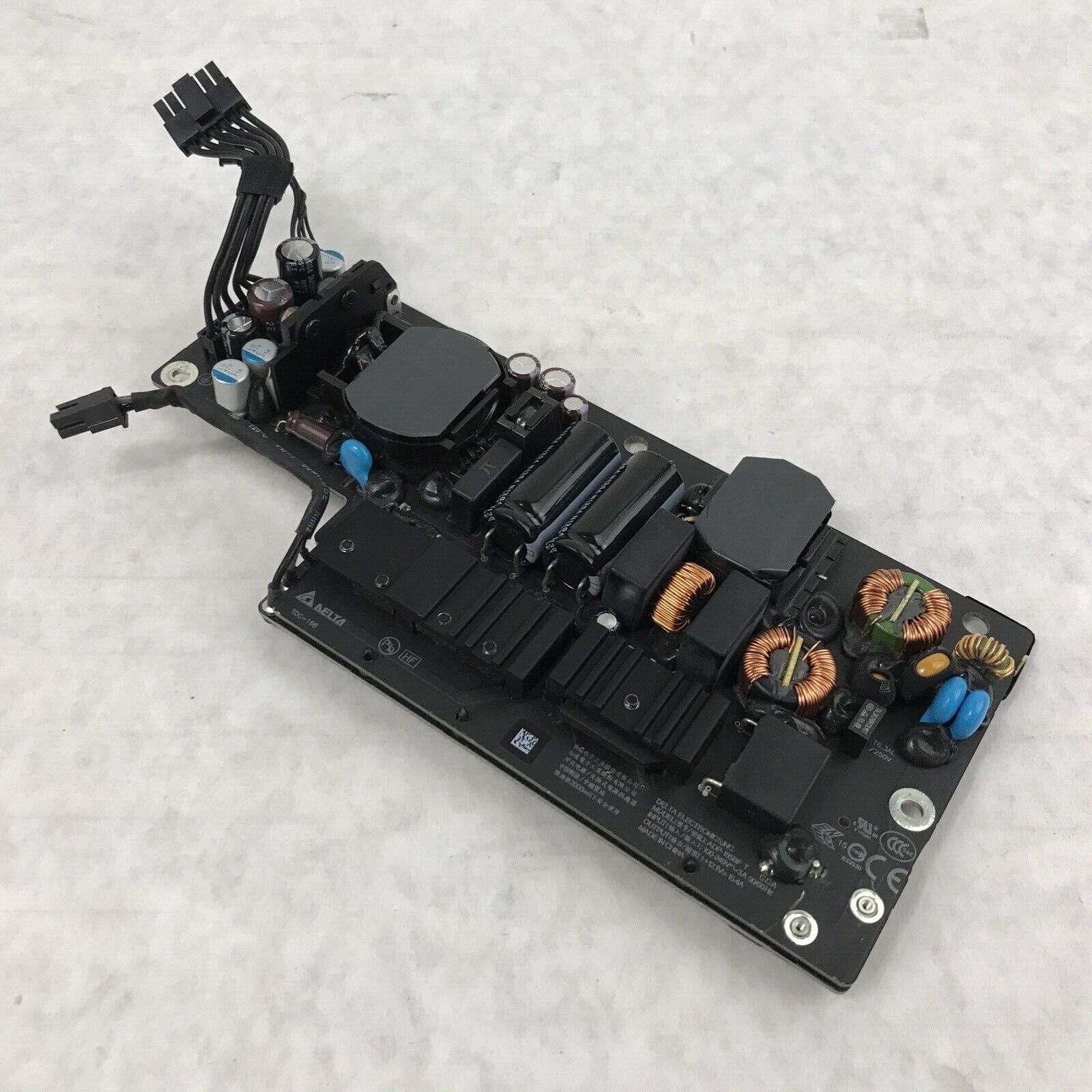 Delta Electronics ADP-185BF T Apple 21.5" iMac A1418 185W 3A Power Supply MV4779