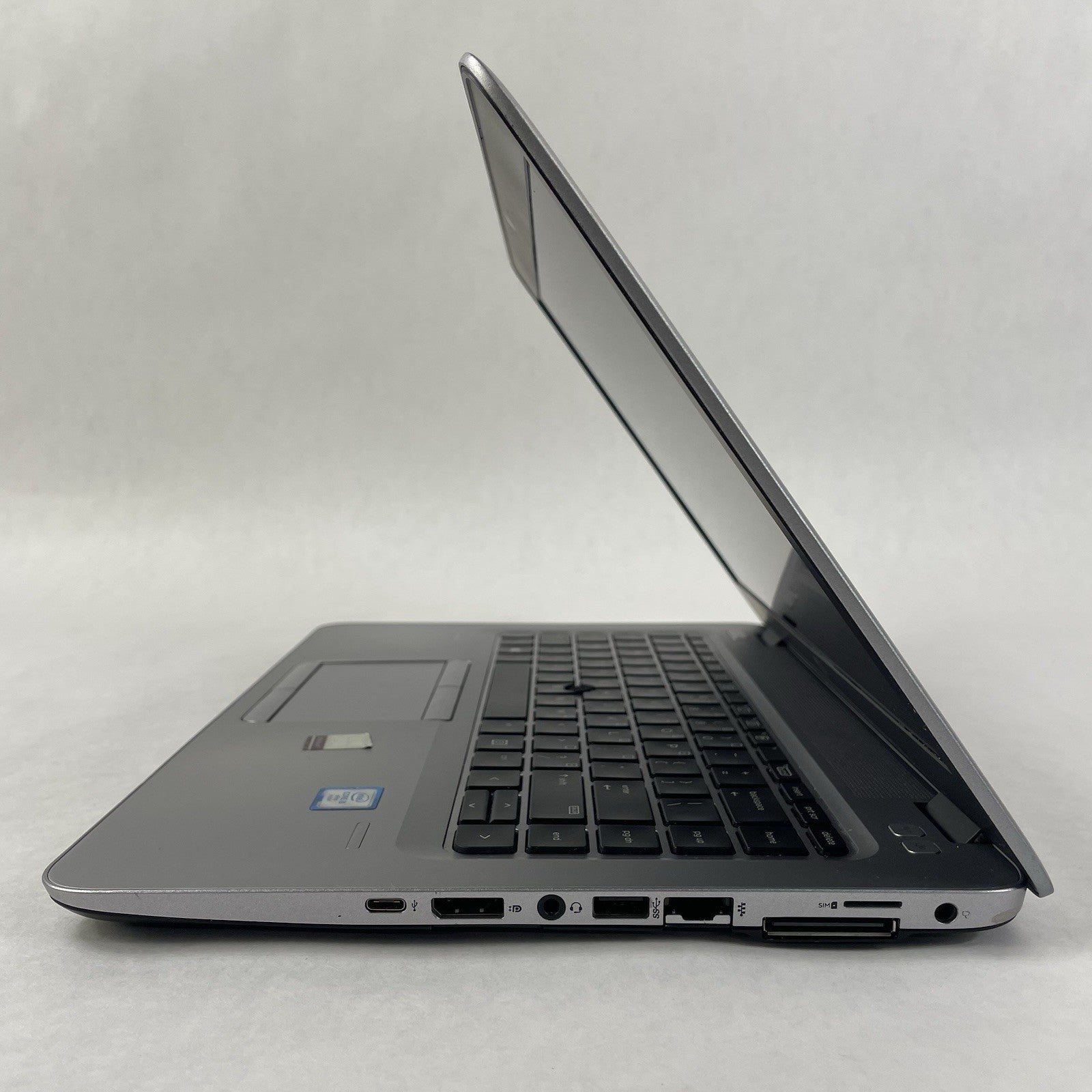 HP EliteBook 840 G3 15.6" i5-6300U 2.40 GHz 8 GB RAM No SSD/OS/AC/Battery5