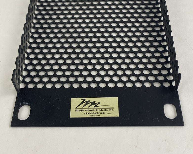 Middle Atlantic Products Vent Panels Rack Spaces 1/16" 19" Holes Lot of 4