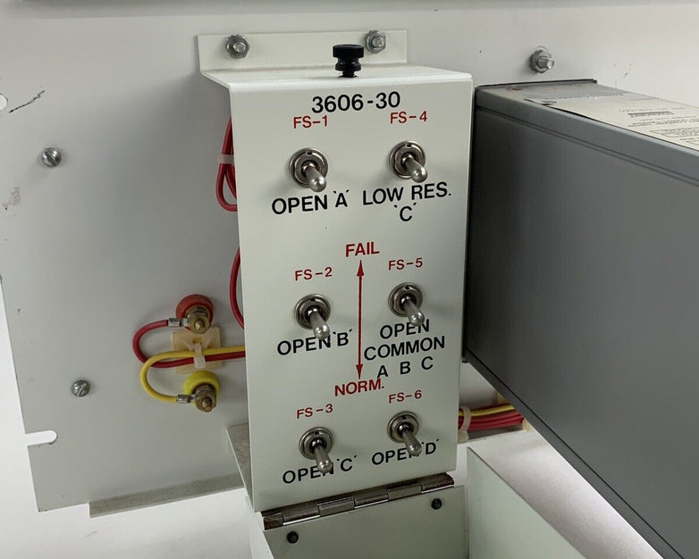Lab-Volt 3606-30 Industrial Multiplier Divider D=AxB/C 120 VAC 60 Hz Untested