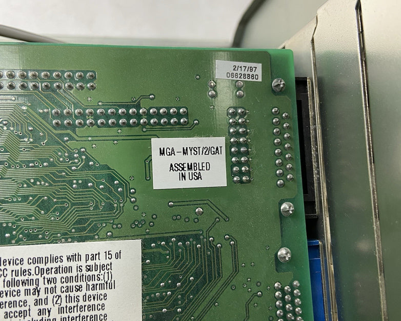 Gateway 2000 LP Mini-Tower Intel Pentium MMX 199MHz 32MB RAM No HDD No OS