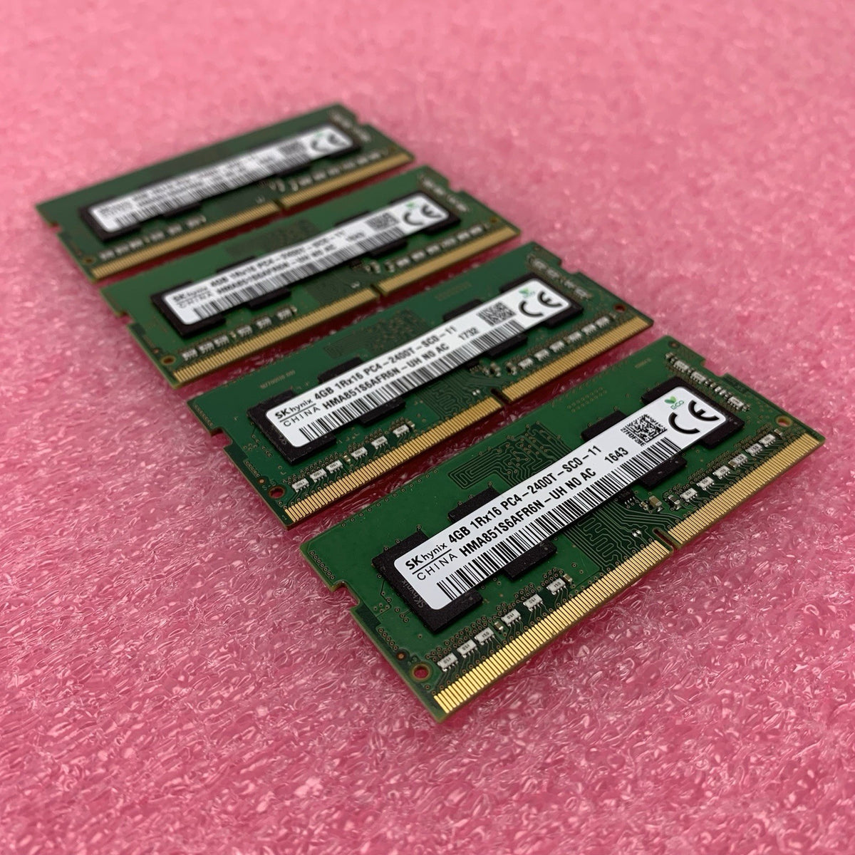 SK Hynix HMA851S6AFR6N-UH PC4-2400T-SC0-11 4GB 1Rx16 Desktop Memory RAM Lot of 40
