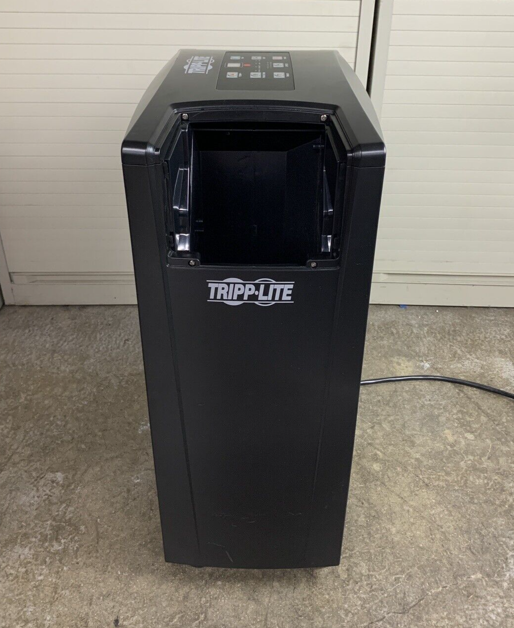 Tripp Lite SRCOOL12K Portable Air Conditioner 1400w 120V 60Hz 1400W Tested