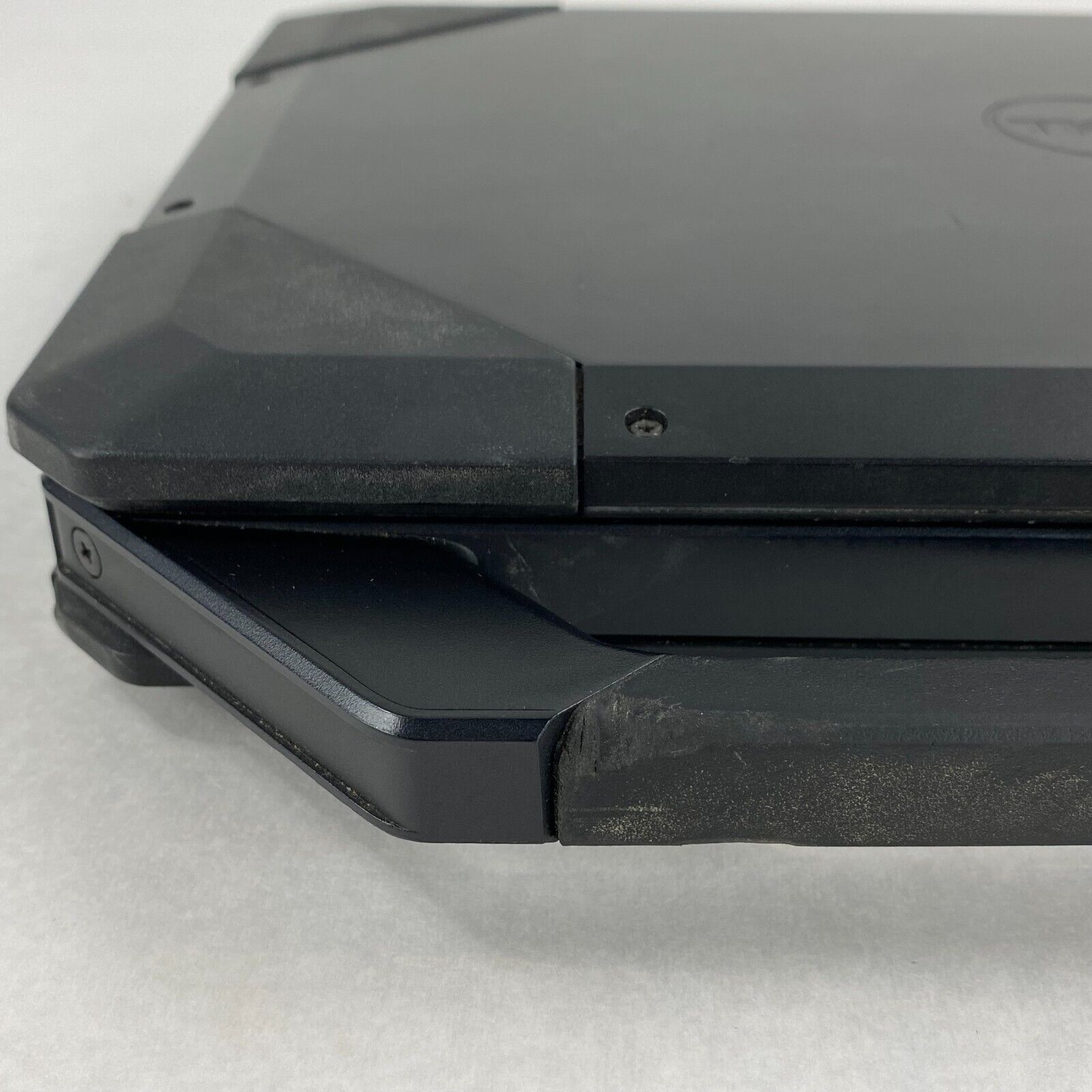 Dell Latitude 14 Rugged 5414 i5-6300U 2.40GHz 8GB RAM 14.0" No Battery No HDD/OS