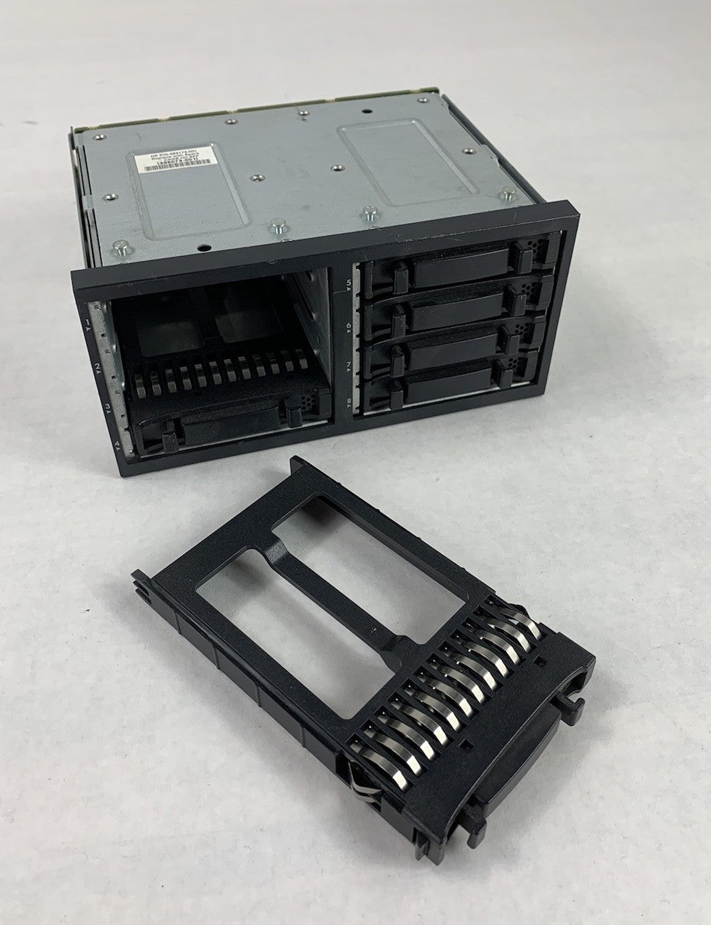 HP DL380 G7 G6 SAS 2.5" Drive Cage 463173-001 - Missing 2 Caddies
