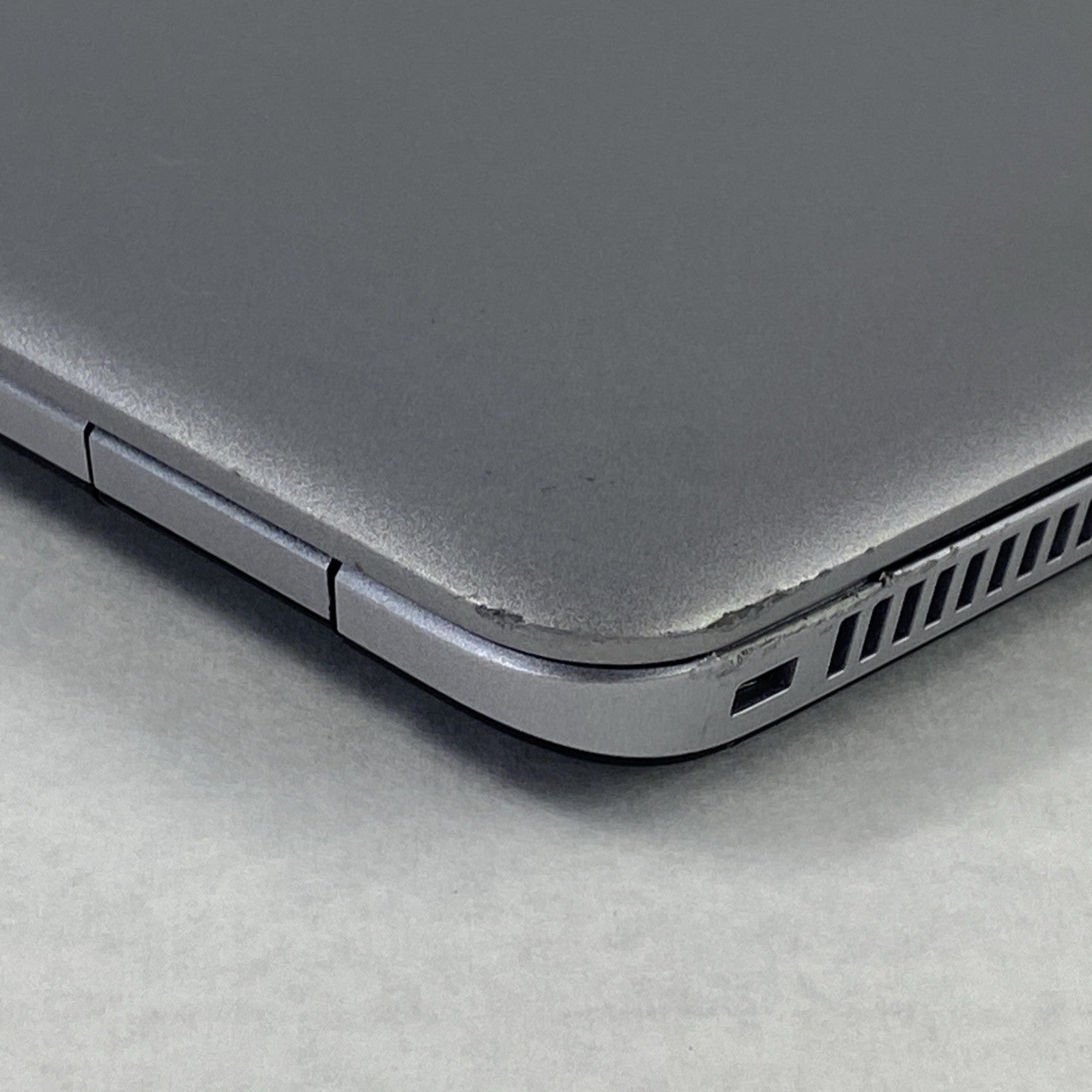 HP EliteBook 850 G3 Core i7-6600U 2.60 GHz 8 GB RAM 15.6" No HDD No OS