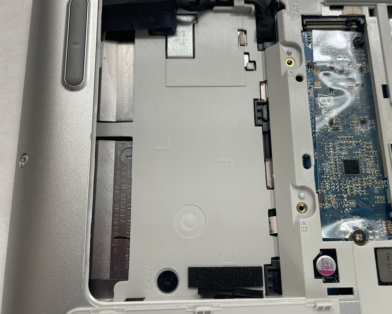 HP mt21 14" Celeron 3867U 1.80 GHz 4 GB RAM No SSD/OS/AC