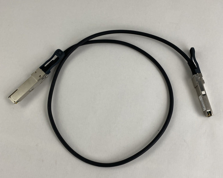 Cisco MA-CBL-40G-1M Stacking Cable Lot of 4