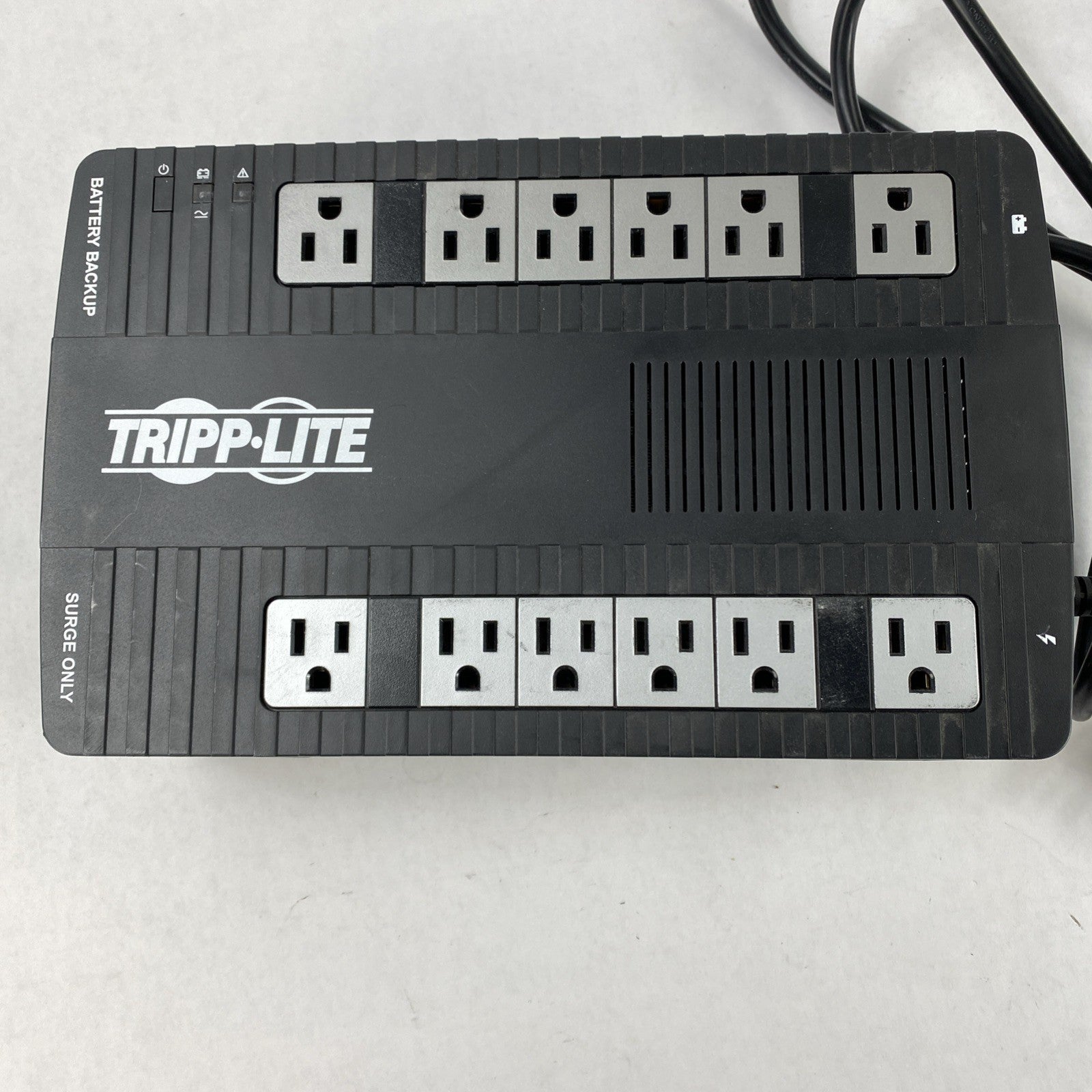 Tripp Lite AVR750U UPS Battery Backup 750VA 120V1
