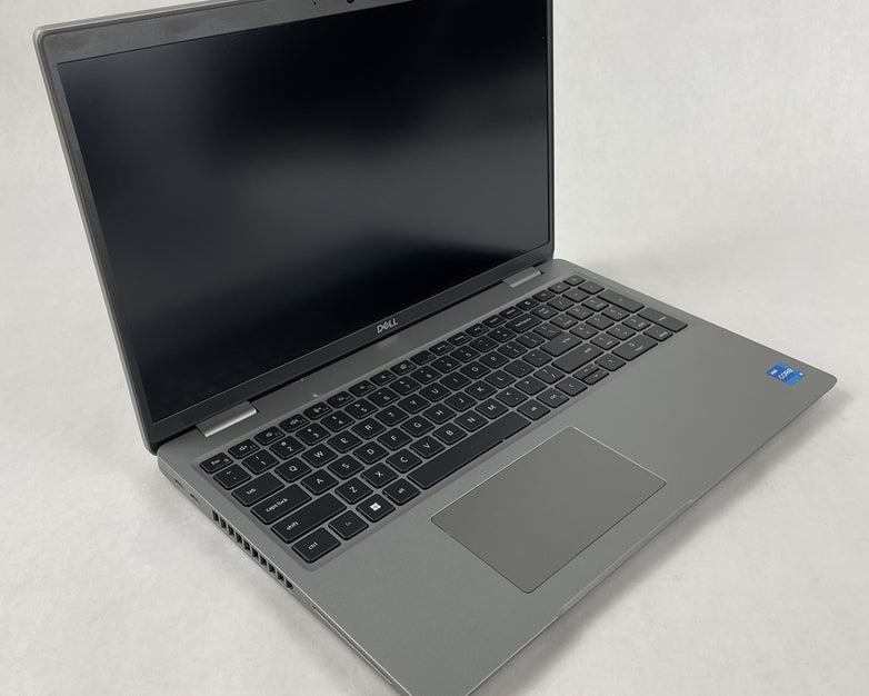 Dell Latitude 5530 15.6" i5-1245U 3.96 GHz 8 GB RAM No SSD/OS/AC - Scratched