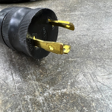 Geist XPBM240-103D20TL5 Smart PDU NEMA 5-20R Plug 30A 120V 24 Outlets