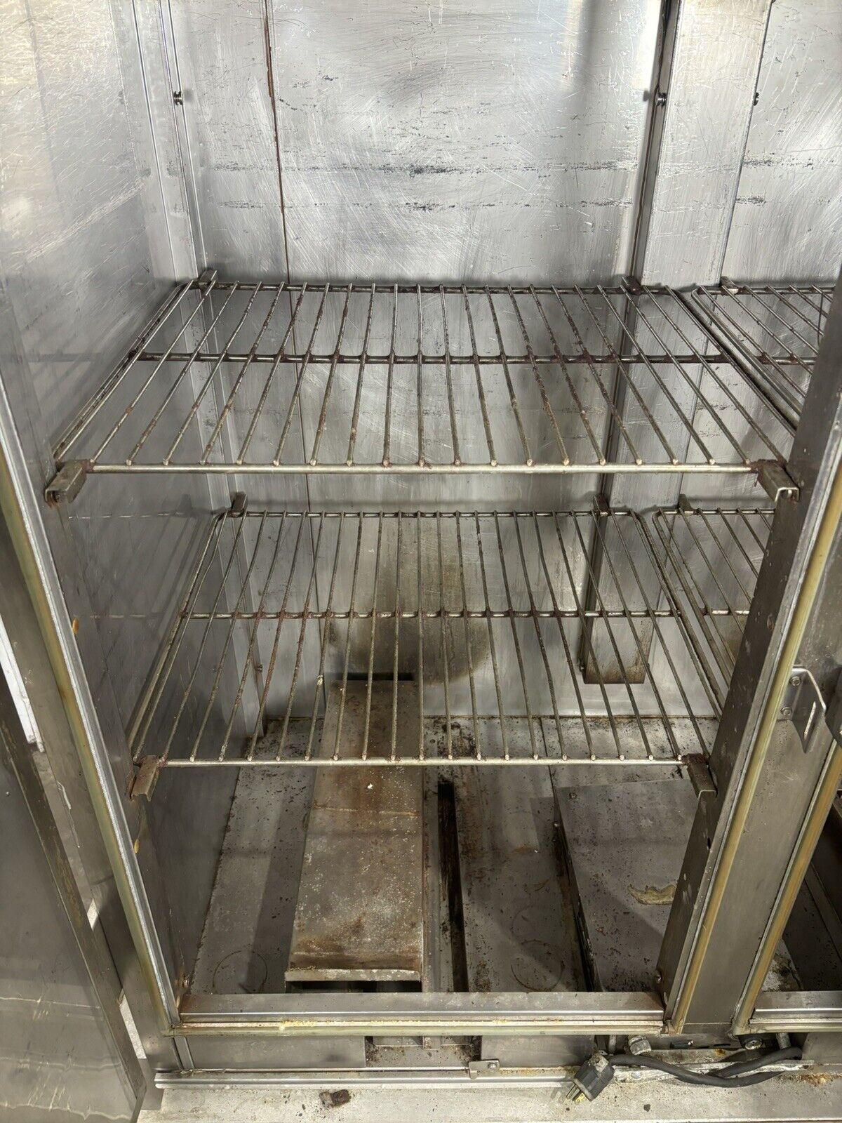 Carter Hoffmann BB1000 FH90 Warming Heated Banquet Cart Cabinet 120V 13.7A 1650W
