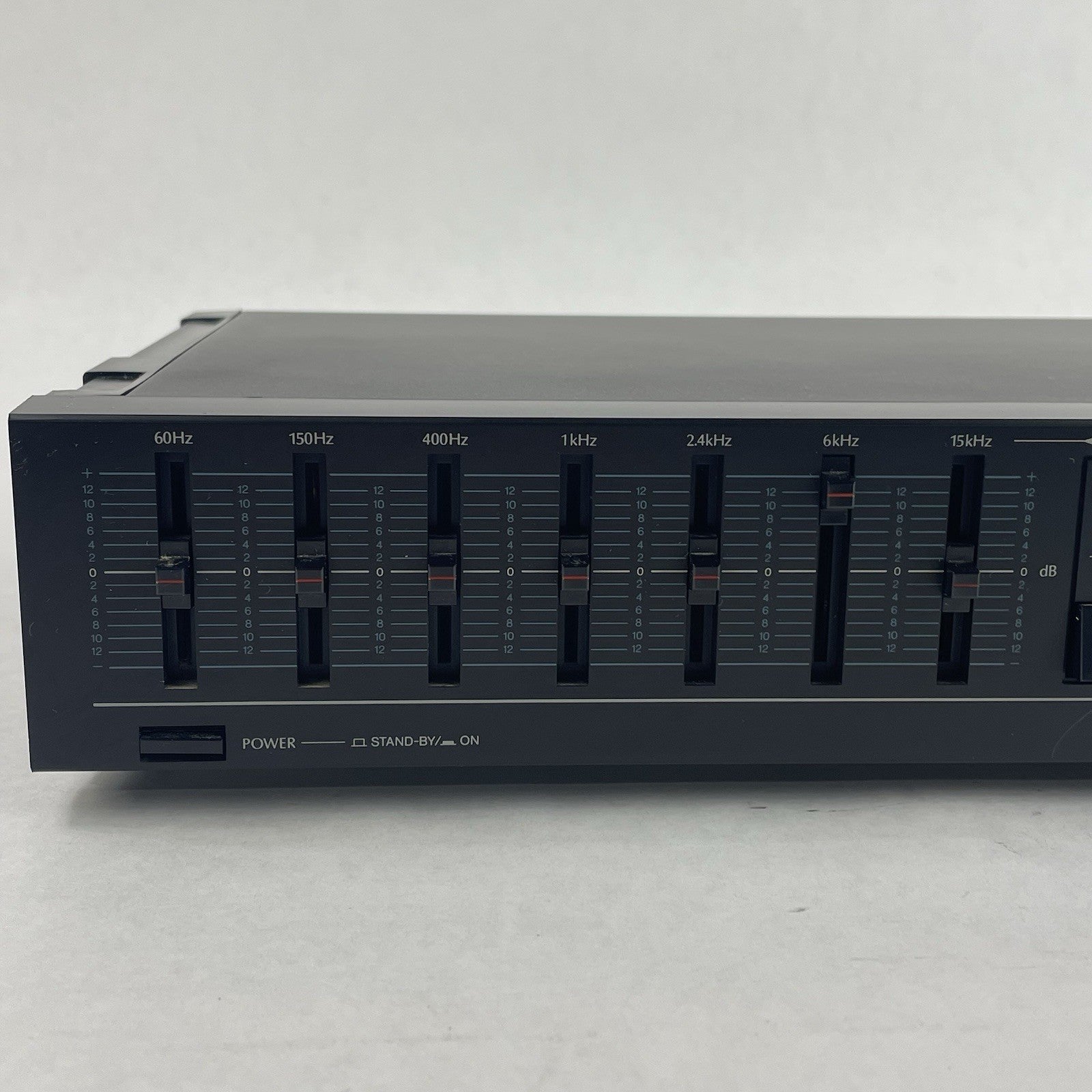 Sansui SE-300 Analog Stereo Graphic Equalizer Black2