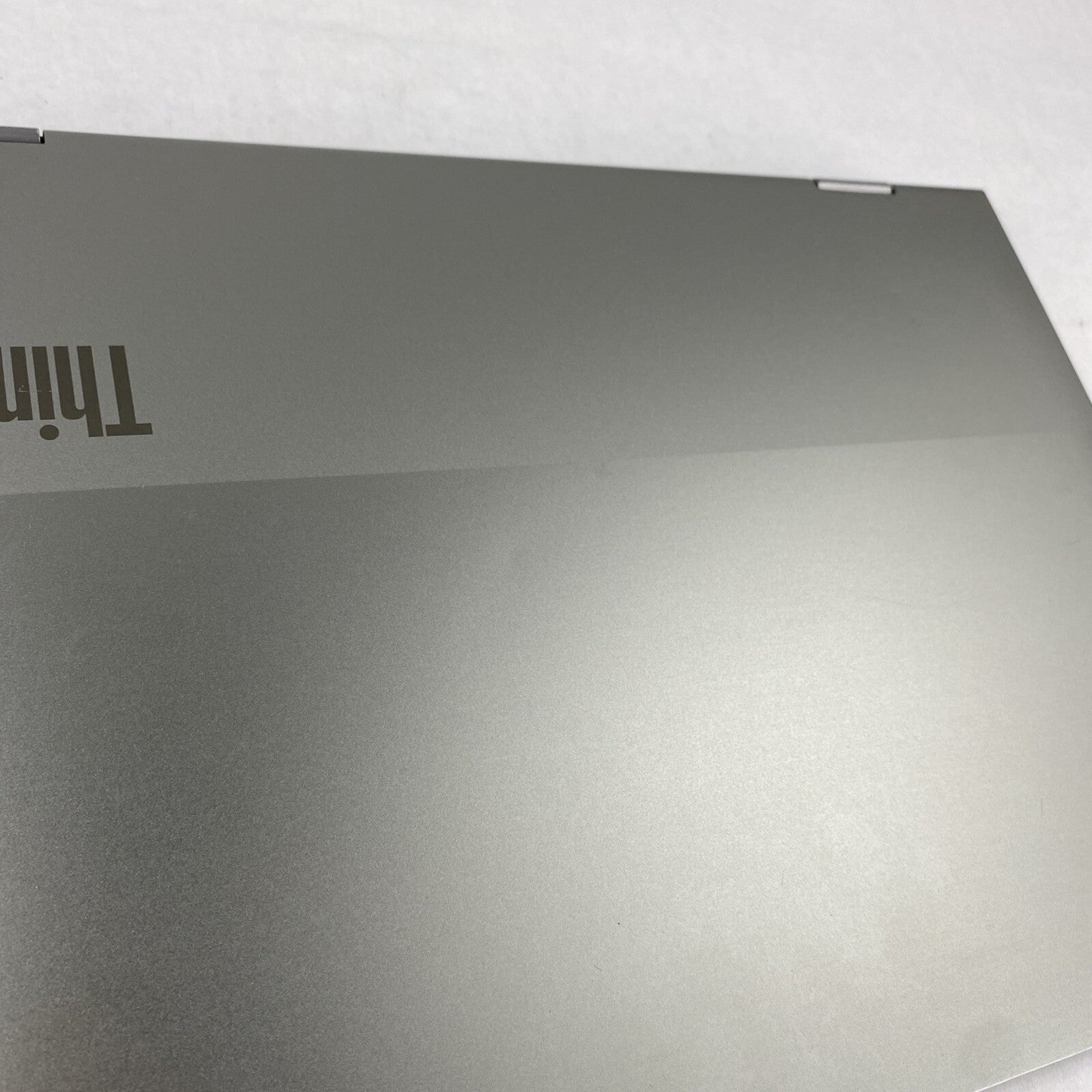 Lenovo ThinkBook 14p G2 AMD Ryzen 7 5800H 3.2GHz 16GB RAM 14" No Batt. No HDD/OS