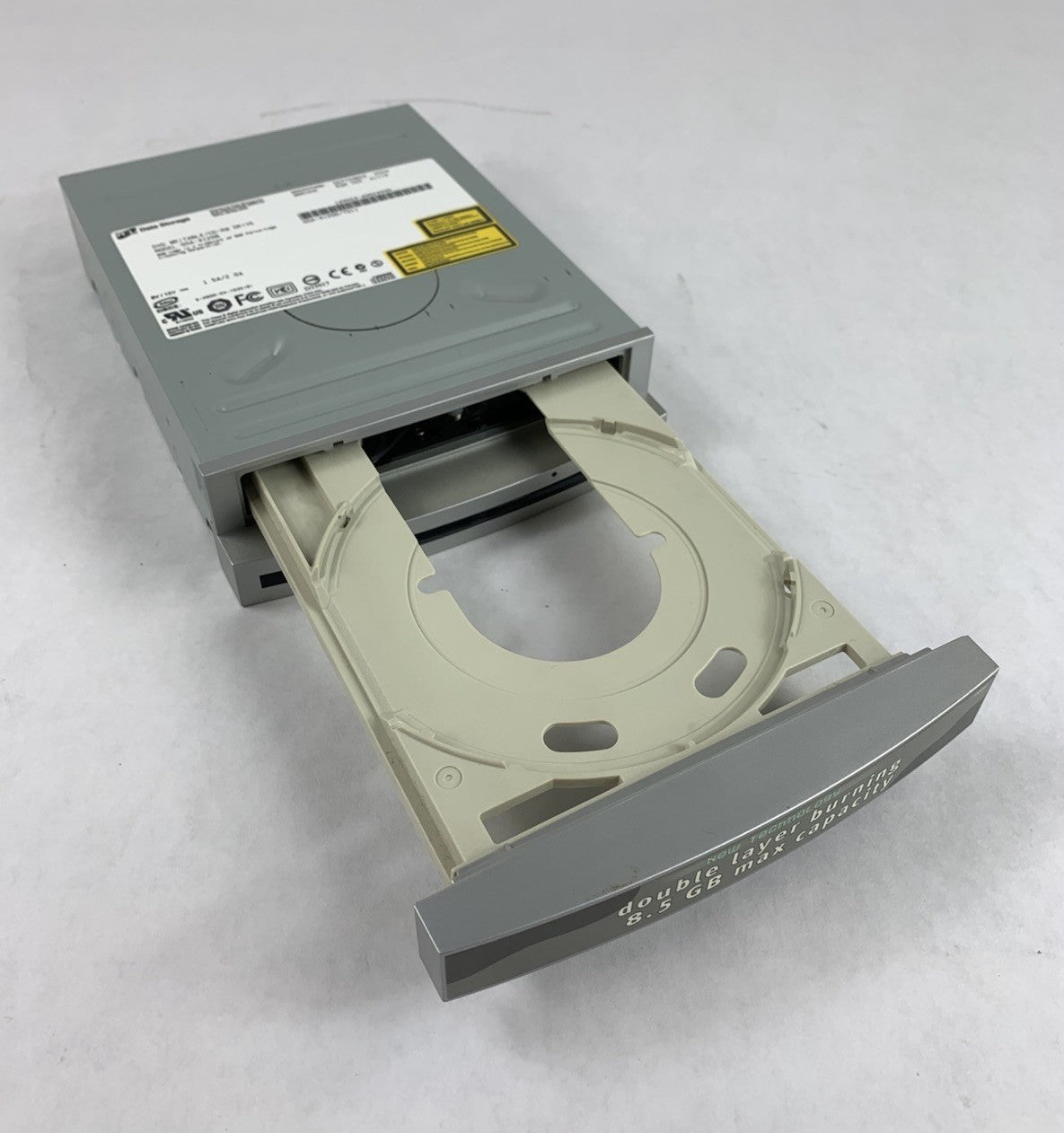 HL Data Storage GSA-4120B DVD Writable/CD-RW Drive9