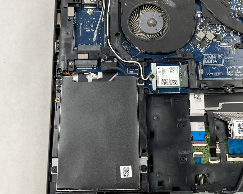 Dell Latitude 5480 14" i7-7600U 2.80 GHz 8 GB RAM No SSD/OS/AC/Batt