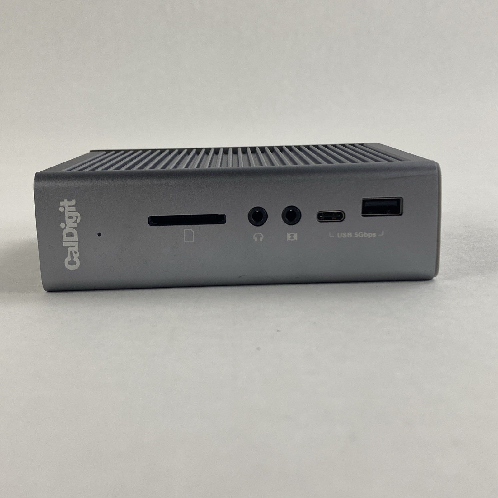 CalDigit TS3 Plus Thunderbolt 3 Docking Station 3 Plus No Ac Adapter or Cords2