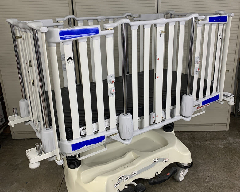 Stryker Cub FL19H Pediatric Crib with Mattress No Handles on Doors No Scale
