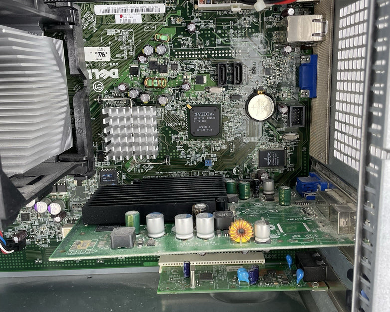 DELL Dimension Athlon E521 AMD 64 x2 3800+ GHz 2 GB RAM No HDD No OS