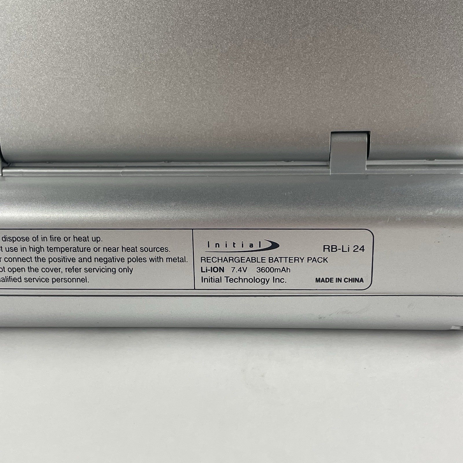 Initial IDM-1731 Portable DVD Player (7") Tested with AC Adapter8