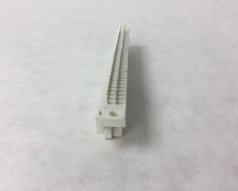 ELCO 8257 Connector, NEW