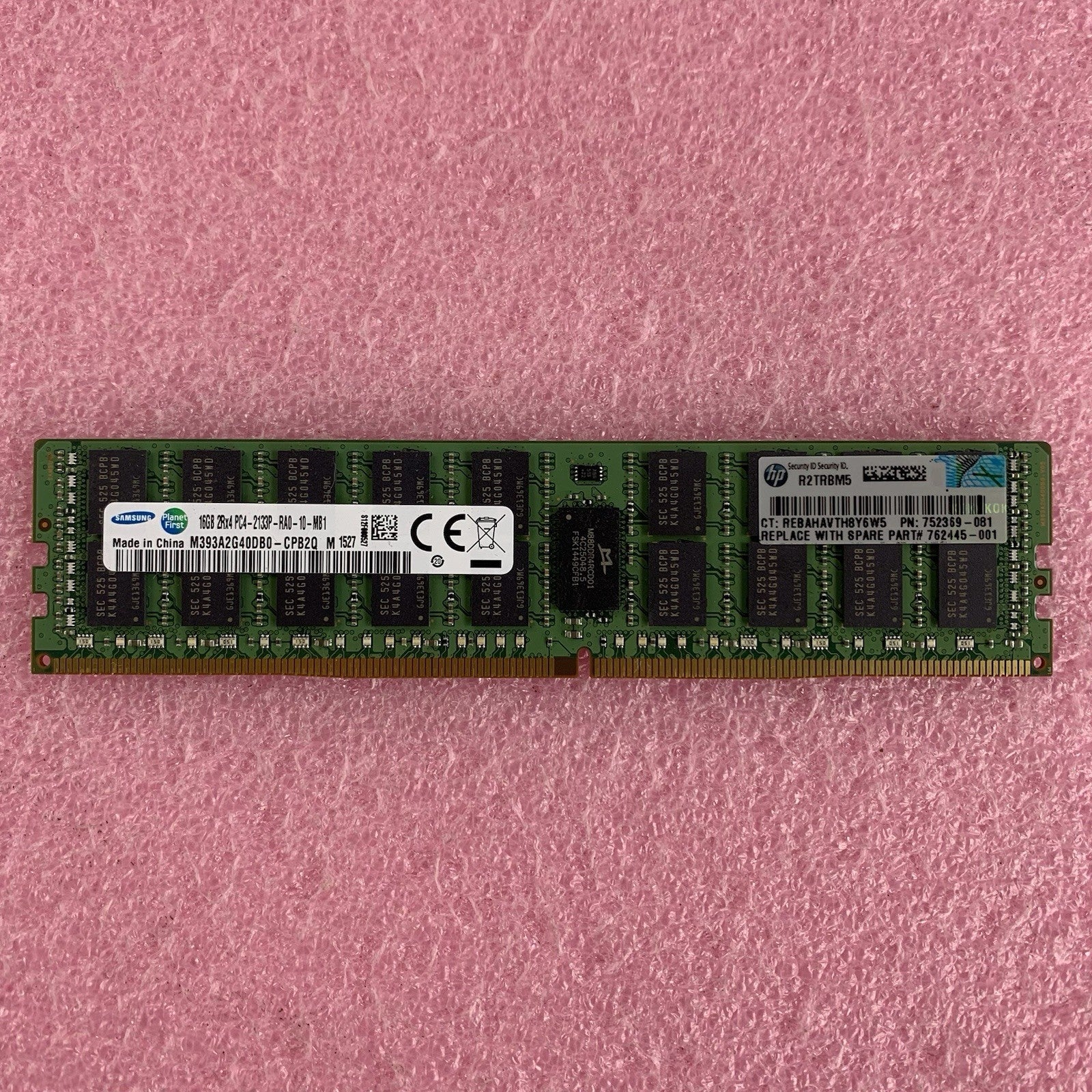 Samsung M393A2G40DB0-CPB2Q 16 GB PC4-2133P 2Rx4 Server Memory Ram1