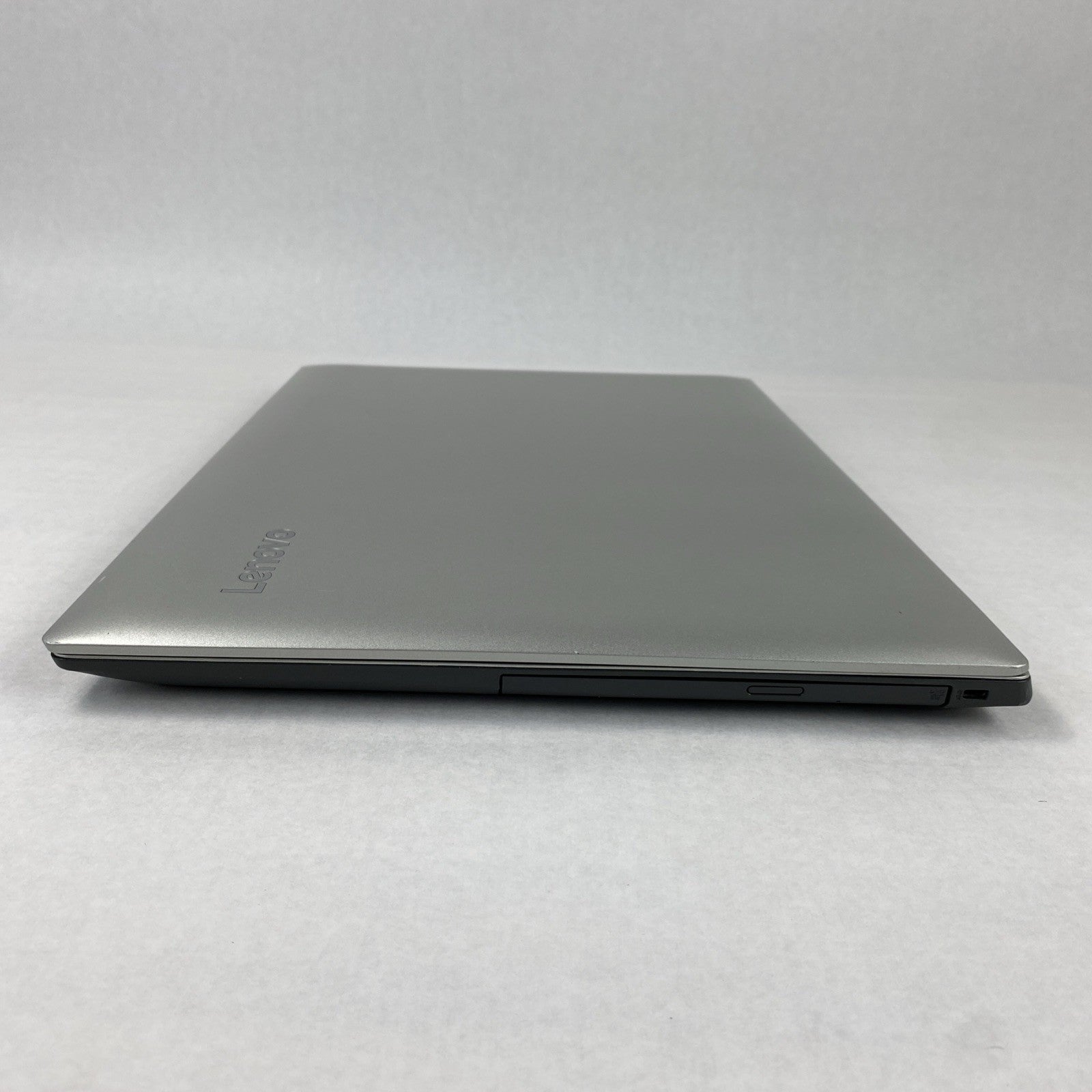 Lenovo IdeaPad 330-17IKB Core i7-8550U 1.80 GHz 16 GB RAM 17.3" No HDD No OS