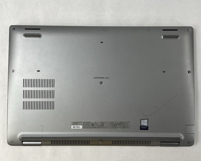 Dell Latitude 5520 15.6" i5-1135G7 2.4GHz 8GB RAM No SSD/OS/AC - Scratched Paint