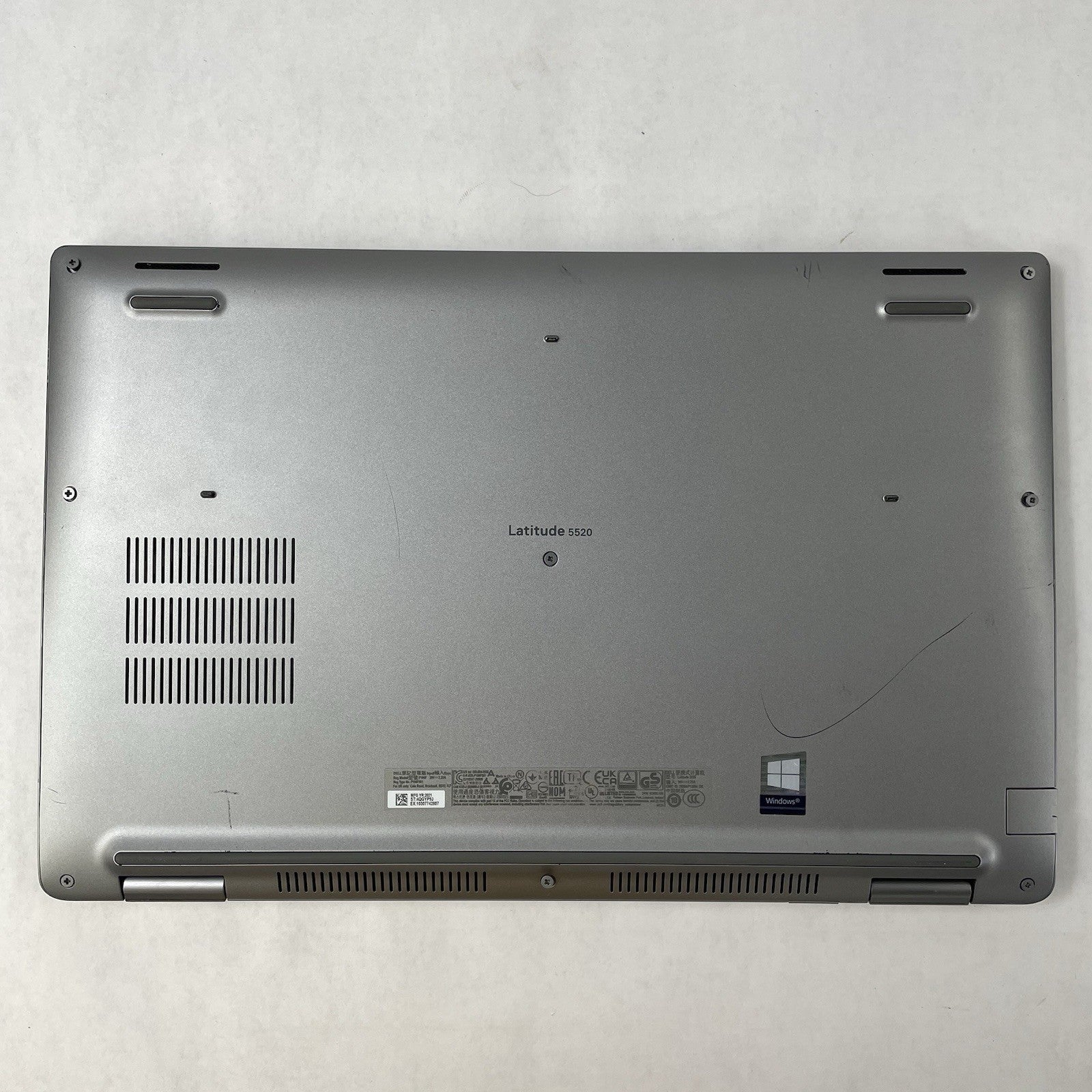 Dell Latitude 5520 15.6" i5-1135G7 2.4GHz 8GB RAM No SSD/OS/AC - Scratched Paint16