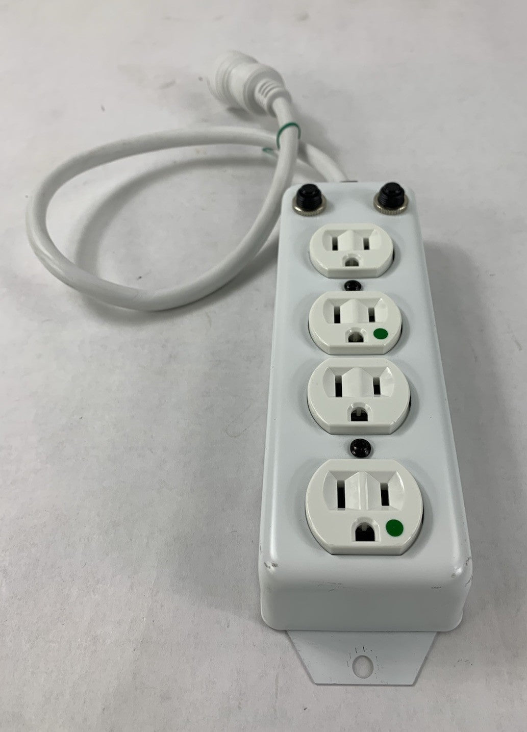 Tripp Lite PS-402-HG-OEM 12A 120V 4-Outlet Power Strip1