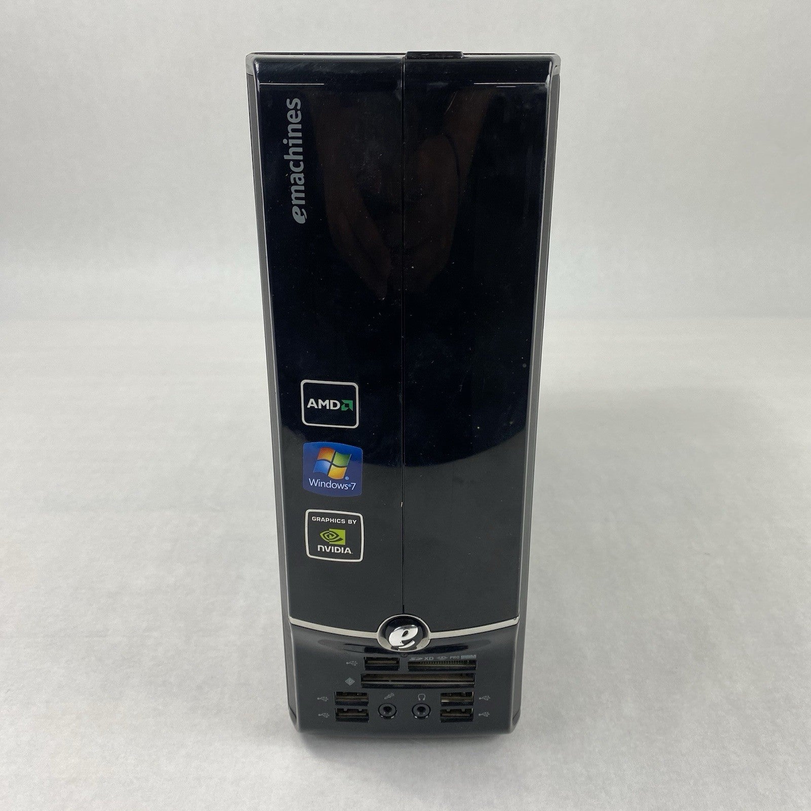 eMachines EL1352-23e SFF AMD Athlon II x2 255 3.10GHz 4GB RAM No HDD No OS