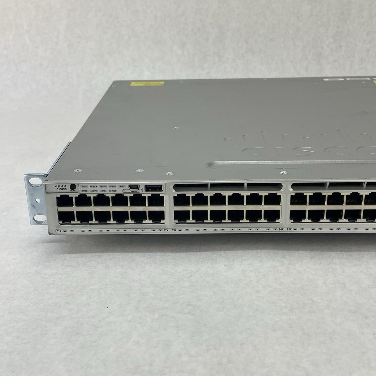 Cisco Catalyst WS-C3850-48P-S V07 48-Port Gigabit PoE+ - Tested3
