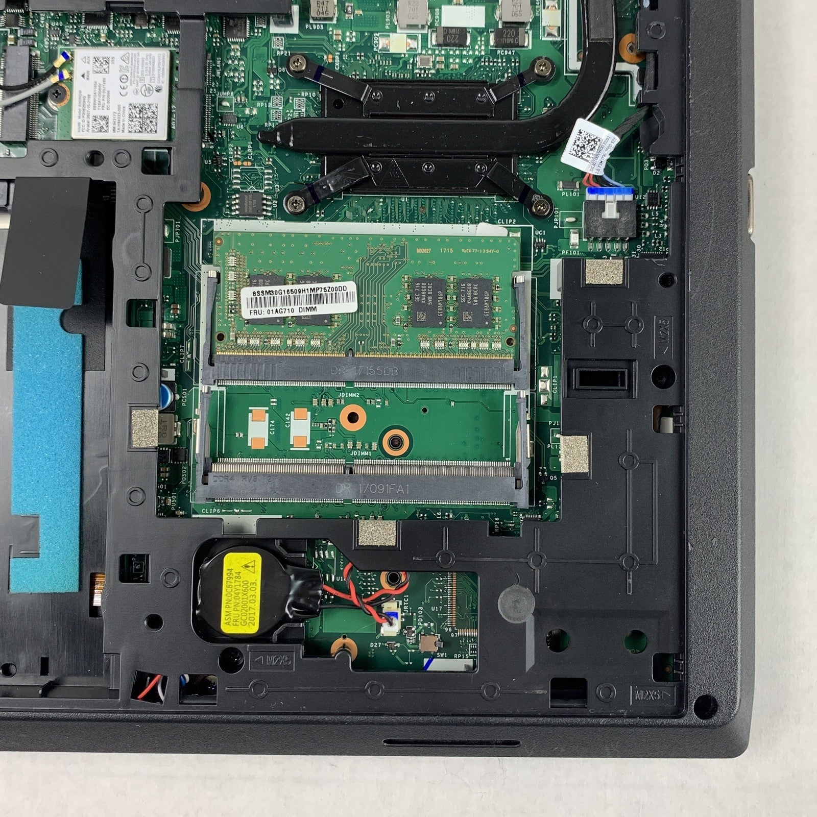 Lenovo ThinkPad L570 15.6" Intel i5-6300U 2.4 GHz 8 GB Ram No OS No HDD No AC