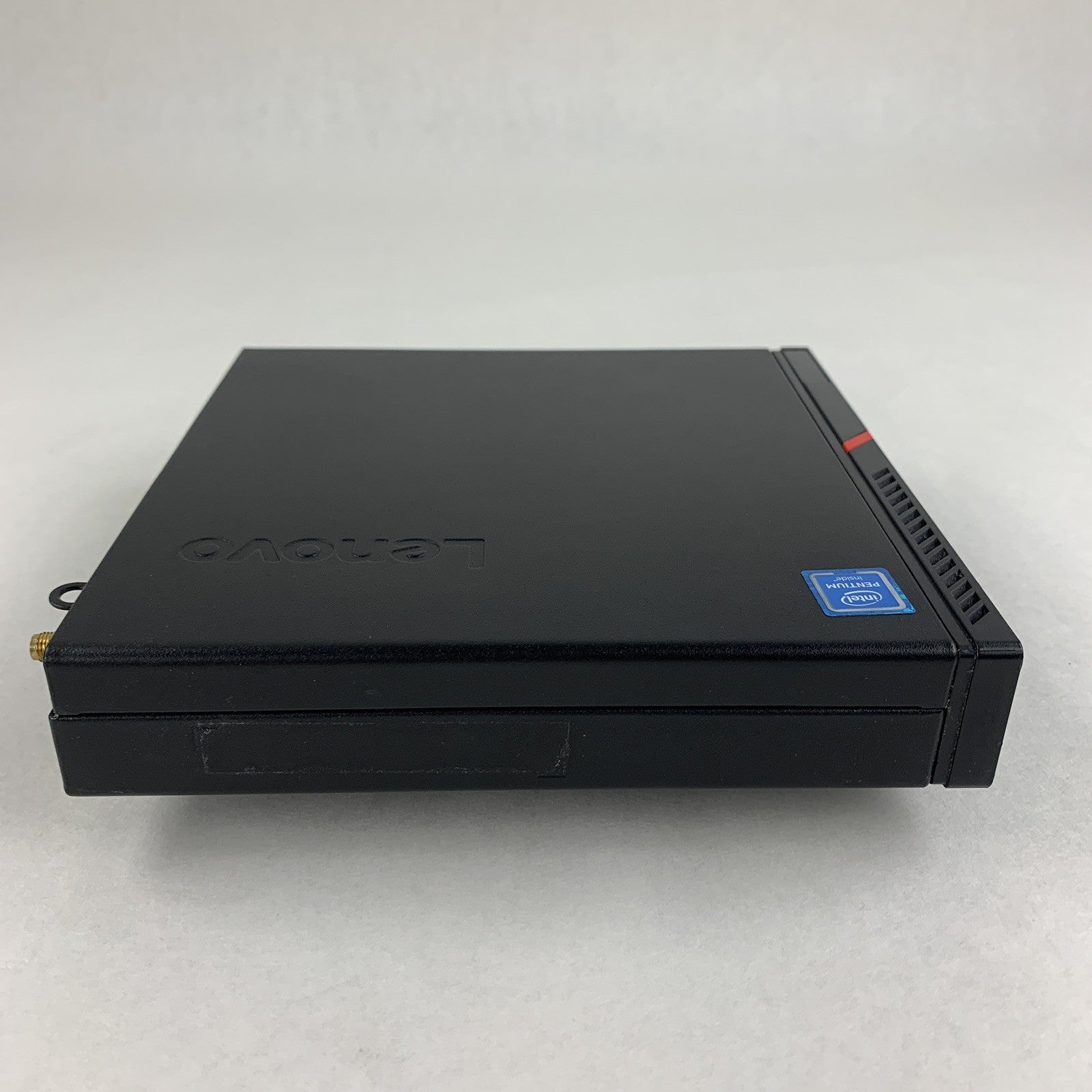 Lenovo ThinkCentre M600 Micro Pentium J3710 1.6 GHz 8 GB RAM No HDD No OS No AC
