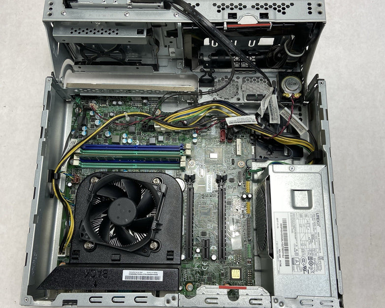 Lenovo ThinkCentre M910s SFF Intel Core i5-7500 3.4GHz 8GB RAM No HDD No OS
