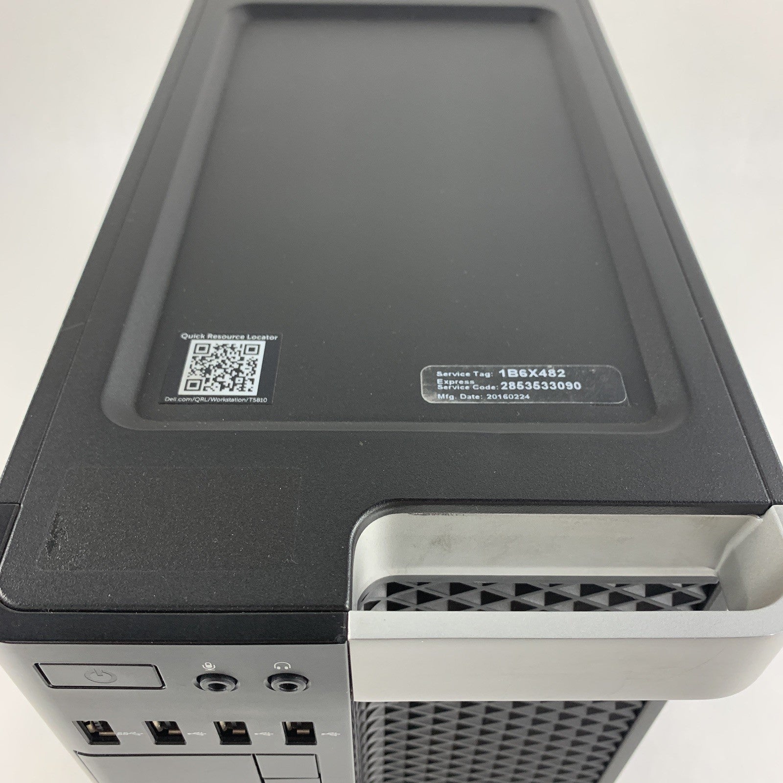 Dell Precision Tower 5810 E5-1620v3 3.5 GHz 32 GB RAM Quadro K2200 No HDD No OS