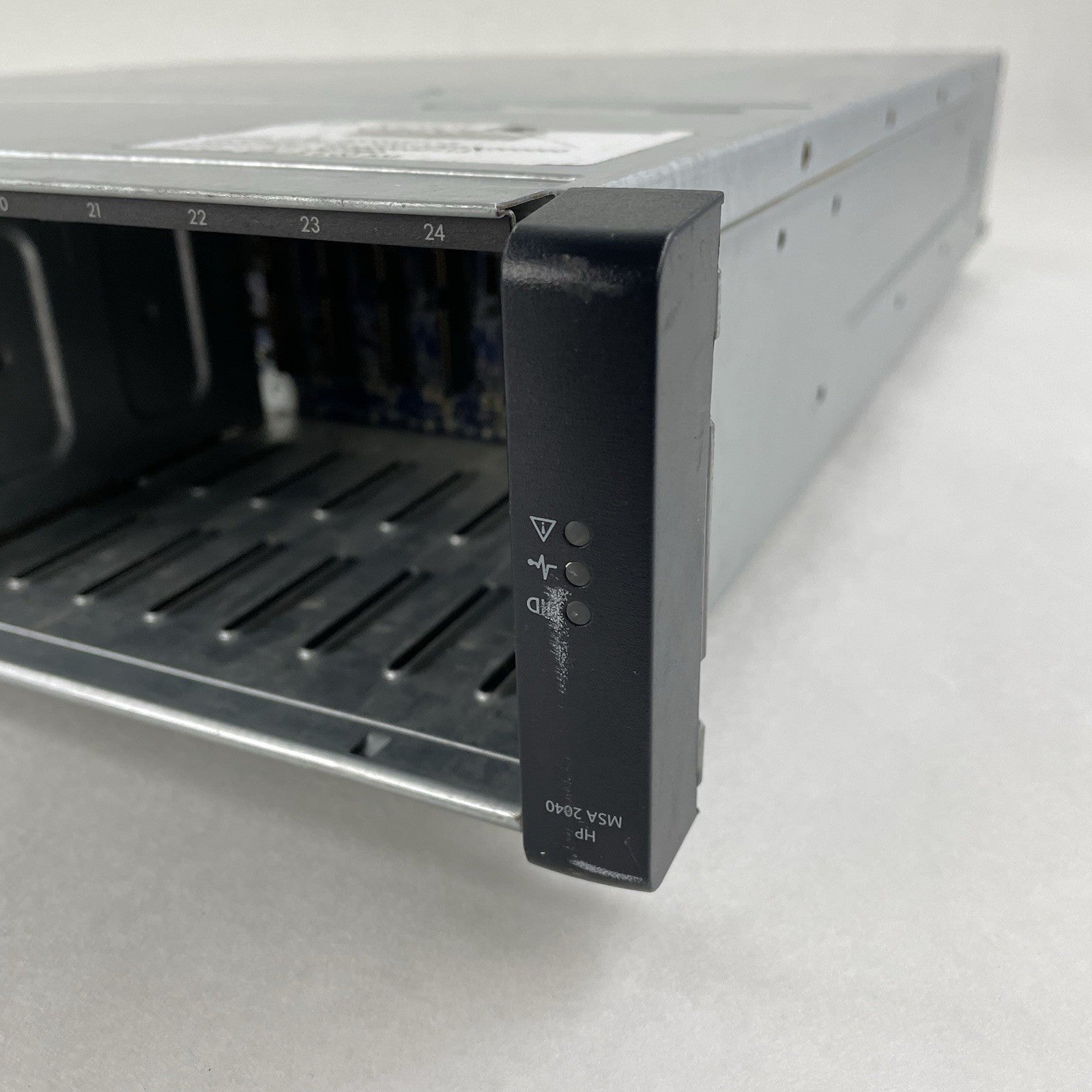 HP FCLSE-0801 StorageWorks Barebones Chassis No HDD No Control Modules