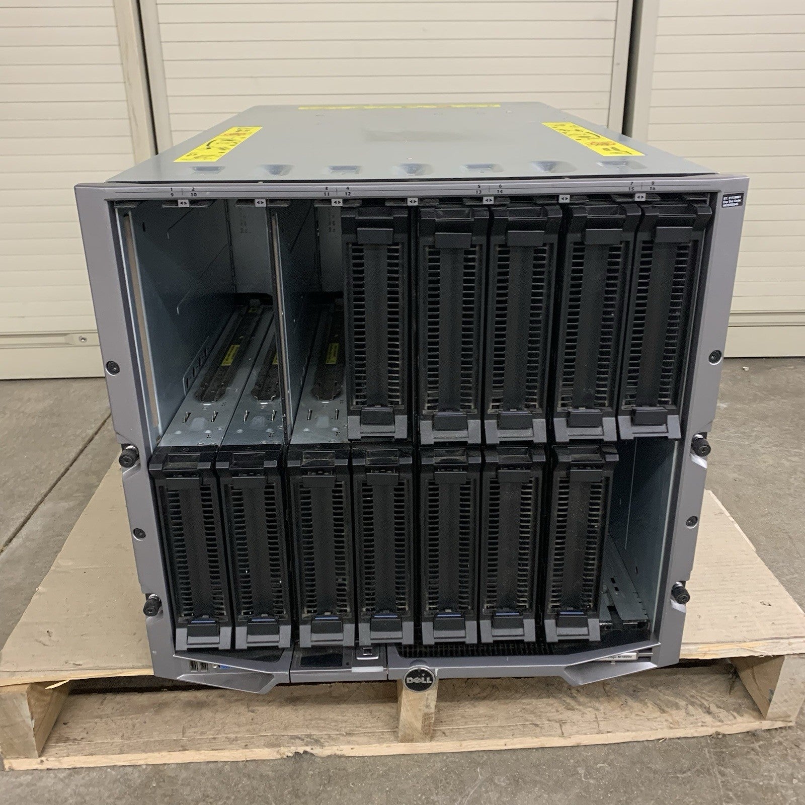 Dell PowerEdge M1000E Blade Server W/ 6x Power Supplies 9x Fans 12x Blanks1