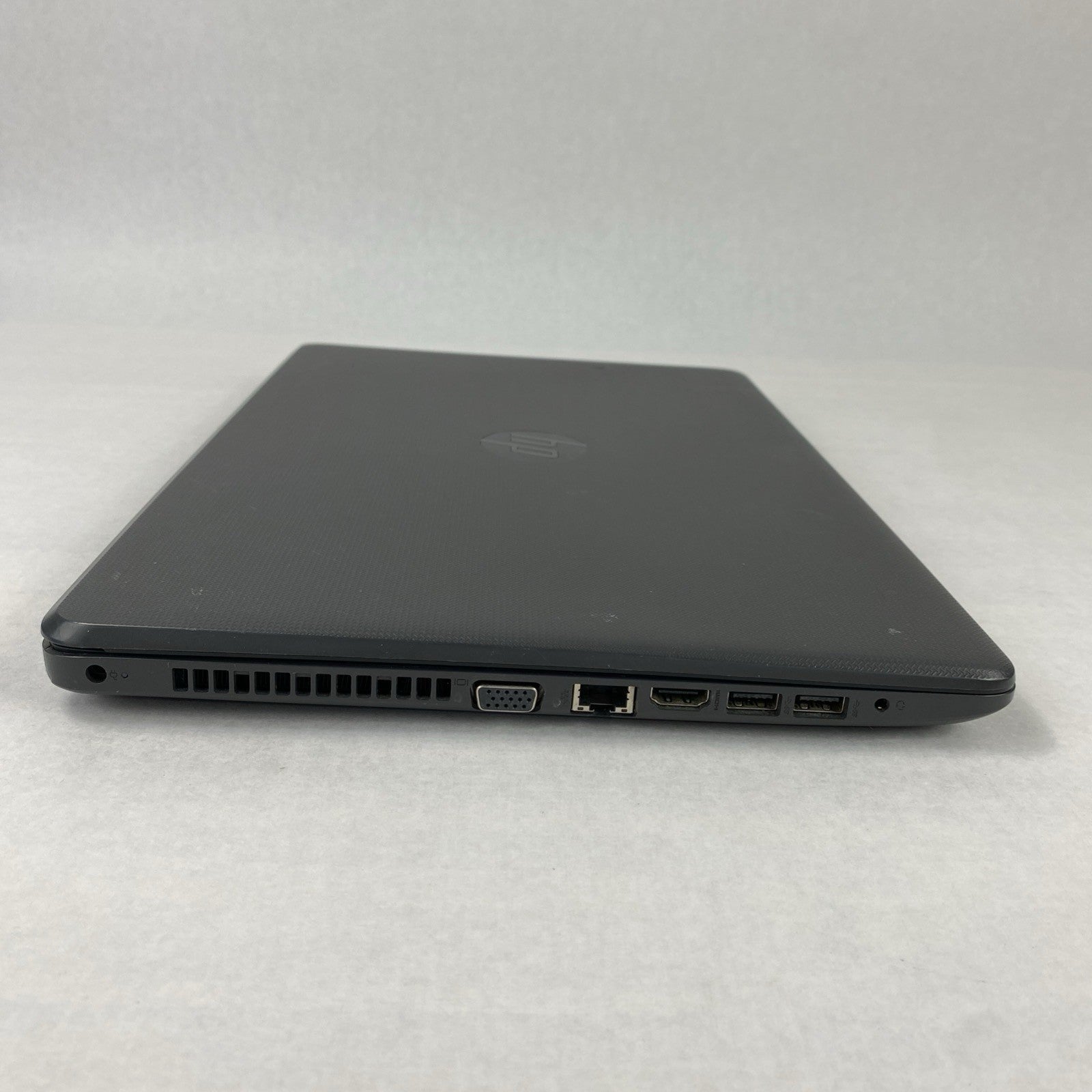 HP 250 G6 Core i5-7200U 2.5 GHz 8 GB RAM No Battery No HDD No OS