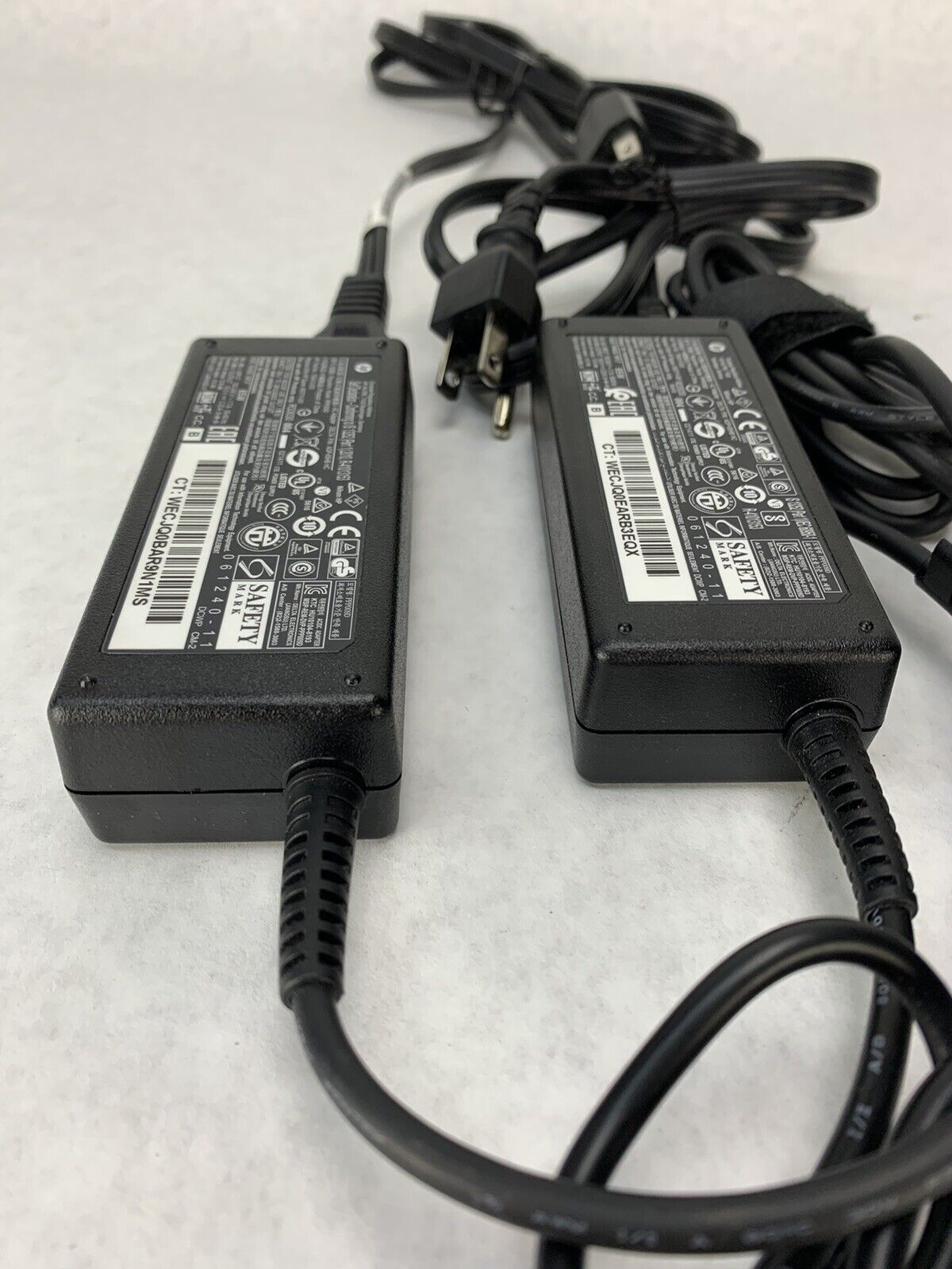 Lot 2 HP PPP009C Laptop Charger 19.5V Adapter 65W