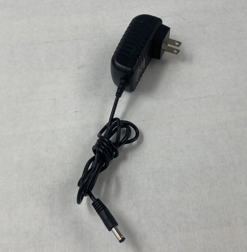 Lot of 4 AbleGrid ANU-050200A AC Adapter