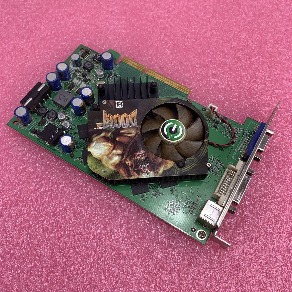 EVGA NVIDIA GeForce 6600 GT 128-A8-N350-TX 128MB AGP Graphics Card 563505594010