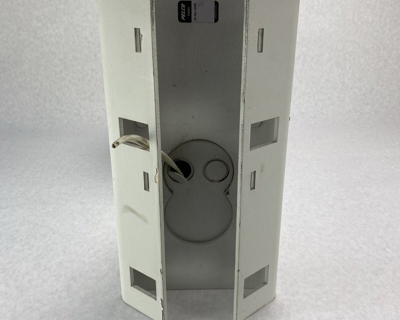 Pelco DF5-PG-E1 Fixed Mount Outdoor Pendant No Camera w/ Wall Mount PA-402
