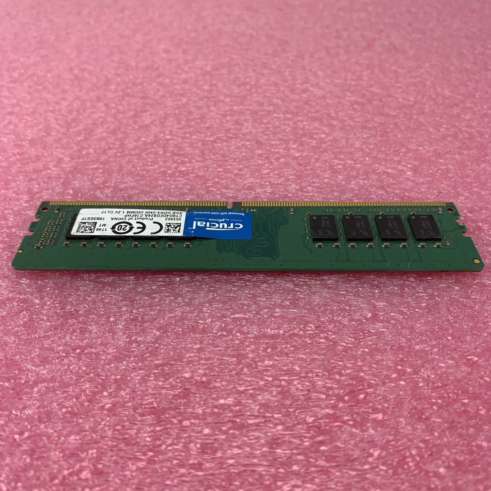 Micron Crucial CT8G4DFD824A.C16FHP DDR4-2400 8GB 1Rx8 Desktop Memory RAM3